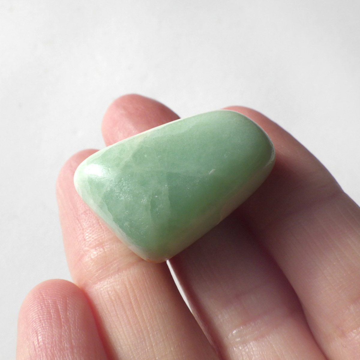 岡山のパワーストーン、風水・開運グッズのお店 龍祥本舗 / ピスタチオ