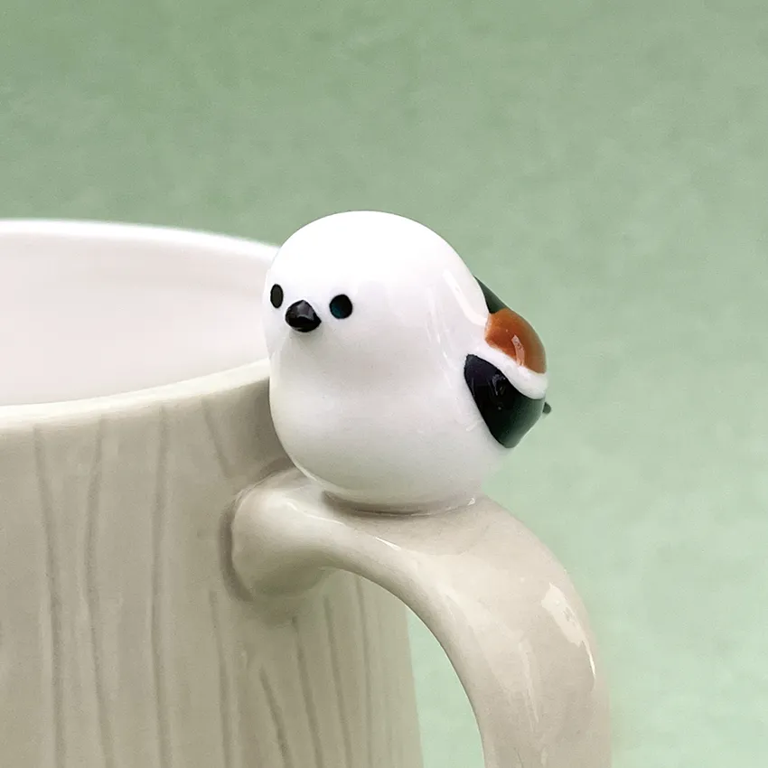 ころんとかわいい日本の小鳥たちの陶器シリーズ！ 切り株マグ