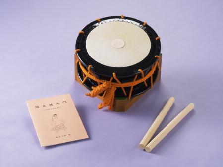 和楽器 和太鼓 締太鼓 現状品 W36.5cm しめ太鼓 台座 バチ セット 和