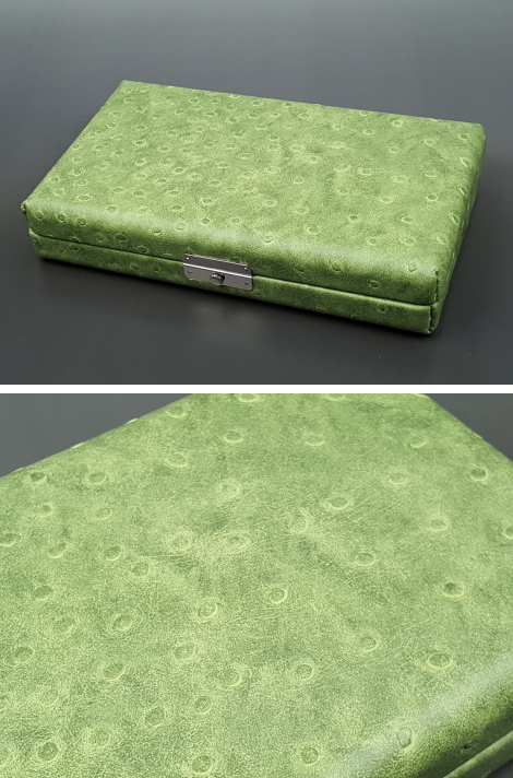 昭和8年製造の三味線 バチとケース付き 昭和8年製造の三味線 バチと