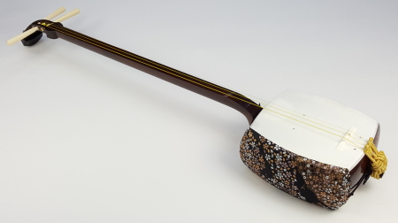 美品 津軽三味線 子持綾杉 GP24 二本溝 紫檀 紅木 糸巻き 即演奏