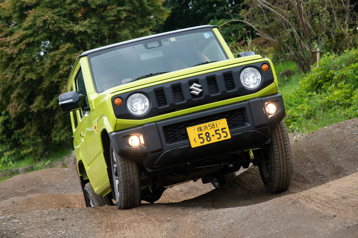 スズキ・ジムニーXC（4WD/5MT）／ジムニーシエラJC（4WD/4AT）【試乗記