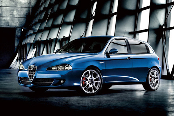 完成品】アルファロメオ（Alfa147GTA） 完成品】アルファロメオ