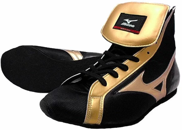 Mizuno Low-Cut Boxing Shoes - Black · Gold – WJapan Boxing