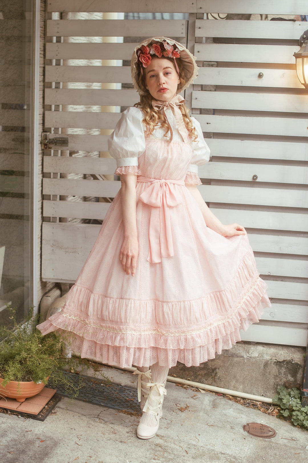 お取寄せ】エレガントレーシーホルターネックドレス | Victorian