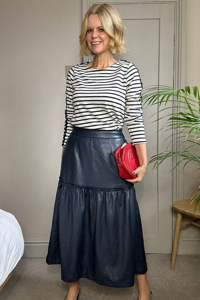 Saskia Faux Leather Skirt - Blue/Black – WYSE London