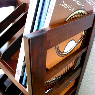 ブックワゴン [大型書籍の収納,傾斜つきの上下棚,キャスター付き,自由