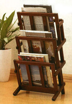 三段マガジンラック [雑誌を美しく収納,3段の収納スペース,前傾収納