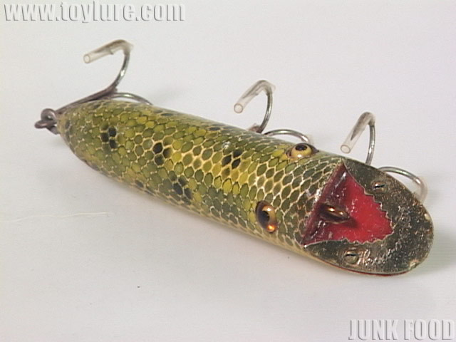 JUNK FOOD item: W-1274 Head-on Basser バサー