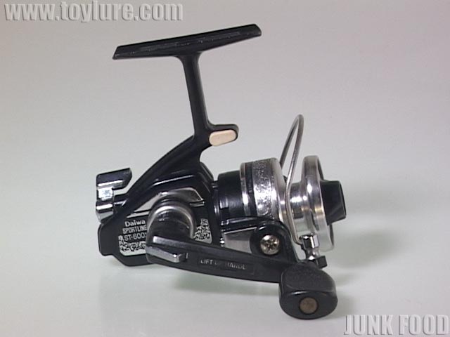 ダイワ スポーツライン ST-4000X リール レトロ オールド ダイワ