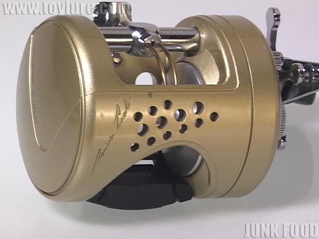 JUNK FOOD item: R-7740 Ambassadeur 5600PRO アンバサダー タナベスーパー