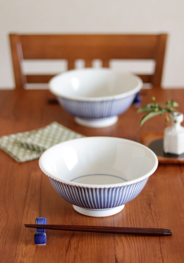 砥部焼の和食器 梅山窯の丼鉢【砥部工房 からくさ】