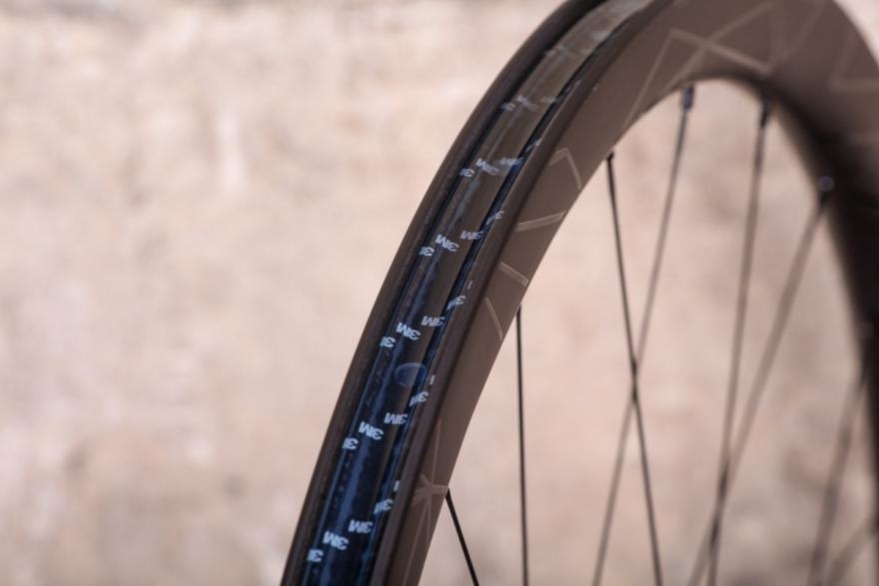 Road.cc: Ventous Disc Review - TOKEN Cycling Products