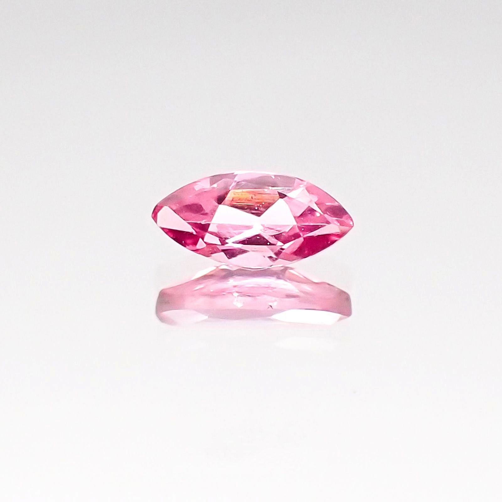 ホットピンクスピネル(宝石名ピンク・スピネル)タンザニア産 0.25ct