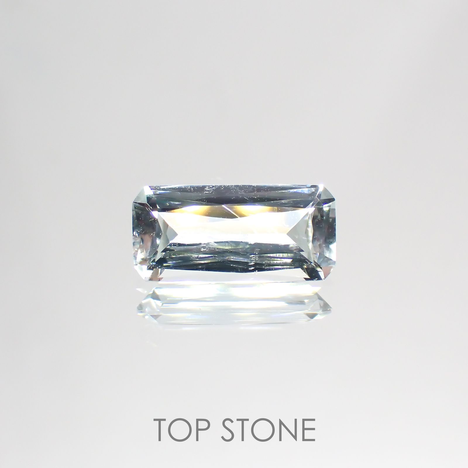 ジェレメジェバイト(宝石名エレメージェバイト) ナミビア産 1.386ct ソ