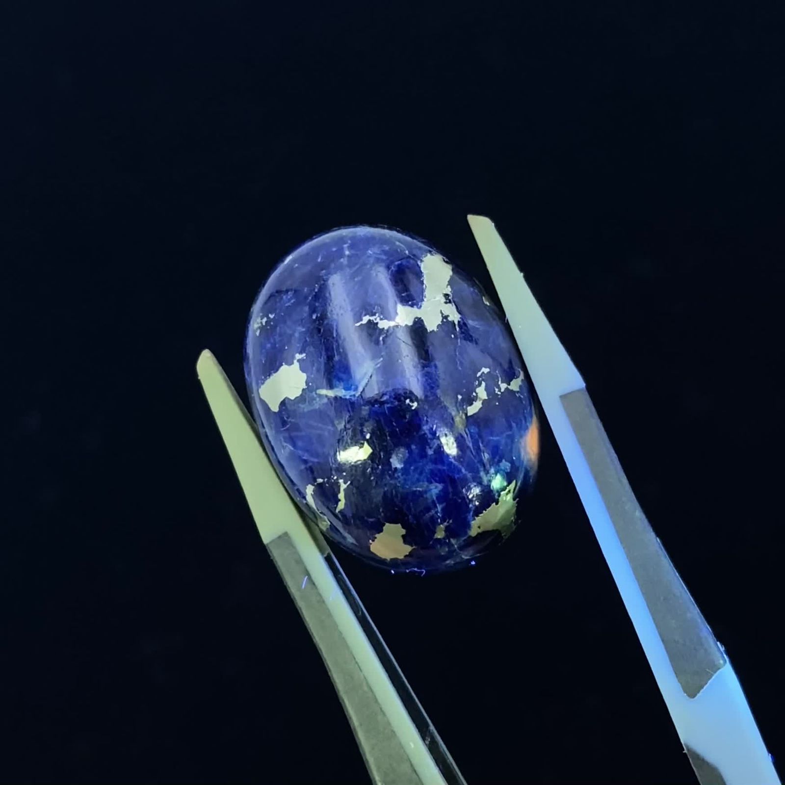 青いネオンの閃光!!☆希少石ラズライト☆リング、ペンダントオーダー