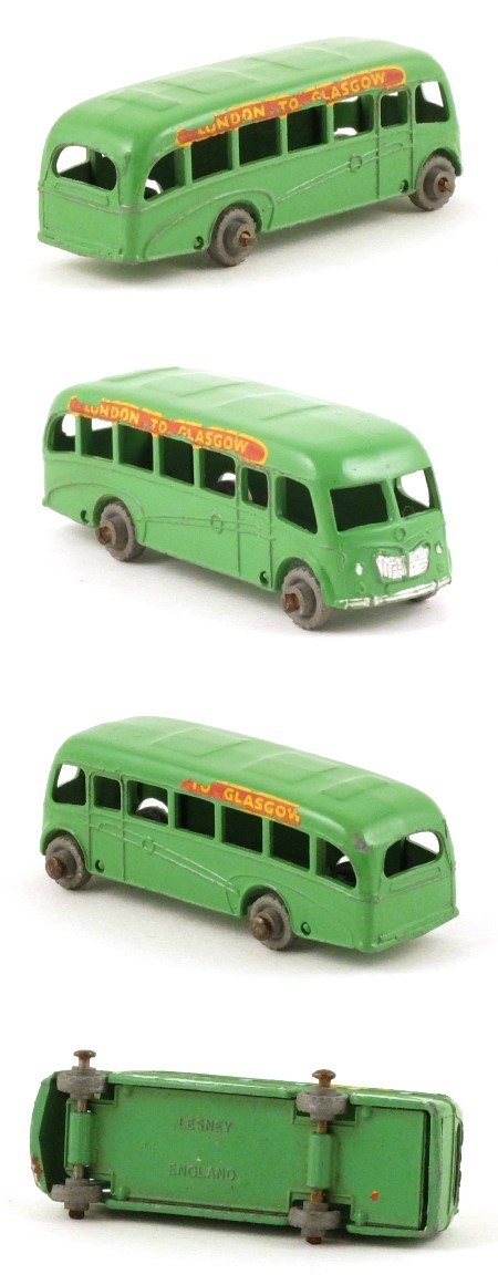 Matchbox 21a Bedford Duple Long Distance Coach