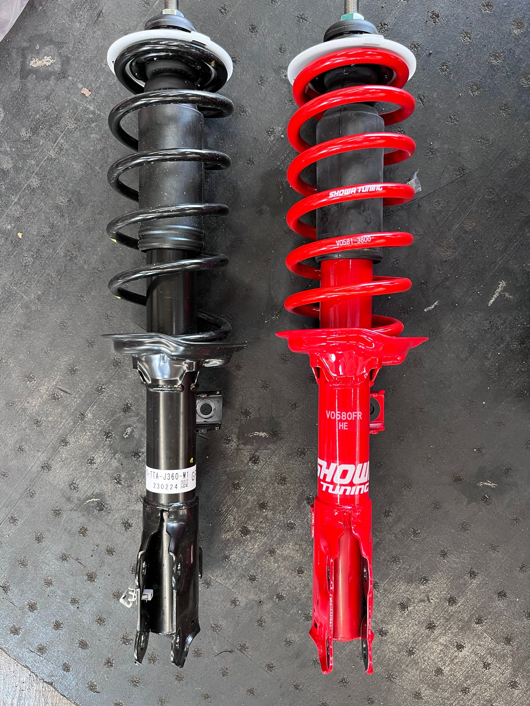 N-BOX SHOWAサスペンション取付 | 店舗おススメ情報 | タイヤ館 金沢東