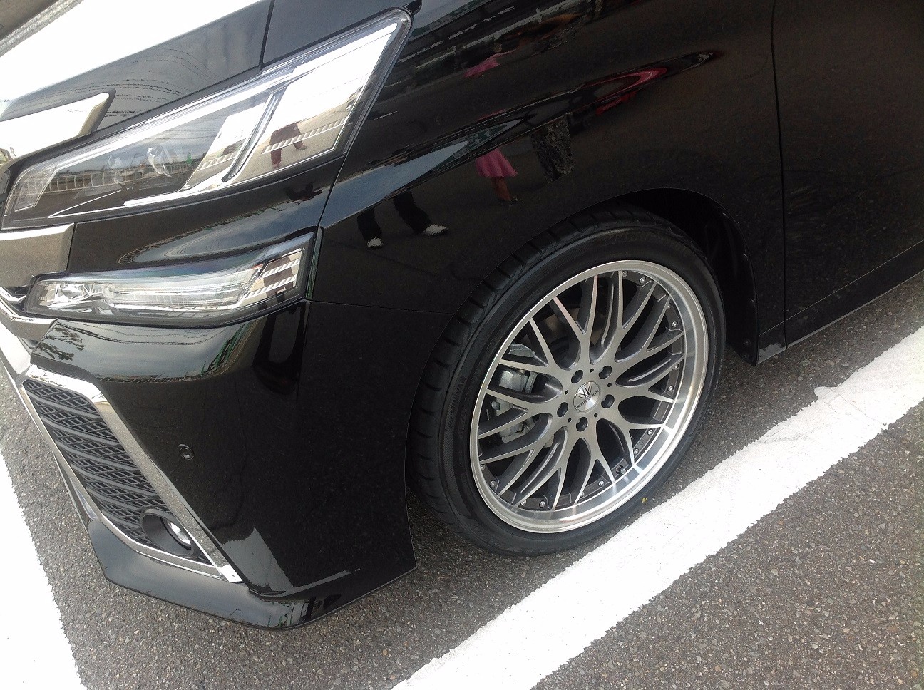 ヴェルファイア ロクサーニ20インチ | 店舗おススメ情報 | タイヤ館