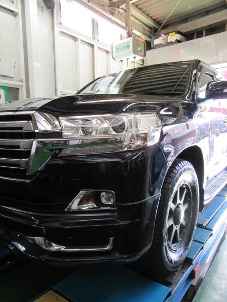 ランクル200系 18インチスタッドレス装着 | 店舗おススメ情報