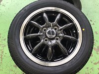 スズキ・エブリイワゴン(DA17W)】タイヤ・ホイールセット取付♪ | 店舗