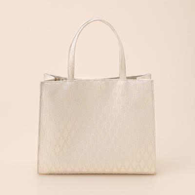 神田胡蝶 | ファッション・雑貨 | 高島屋オンラインストア