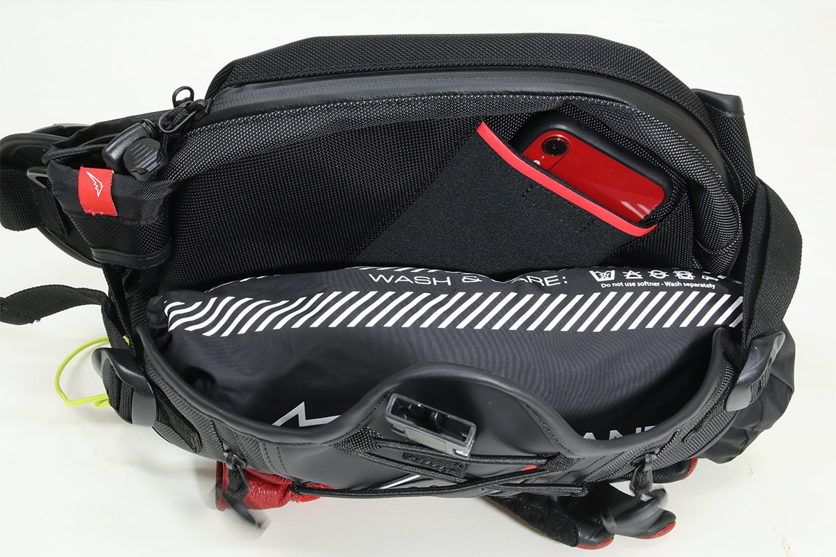 軽量で大容量！さらに使いやすくなった“クシタニ”のヒップバッグ