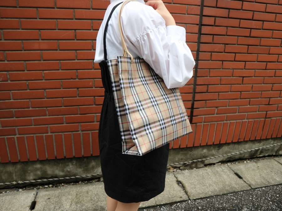 BURBERRY LONDON/バーバリーロンドン】ノヴァチェックナイロントート