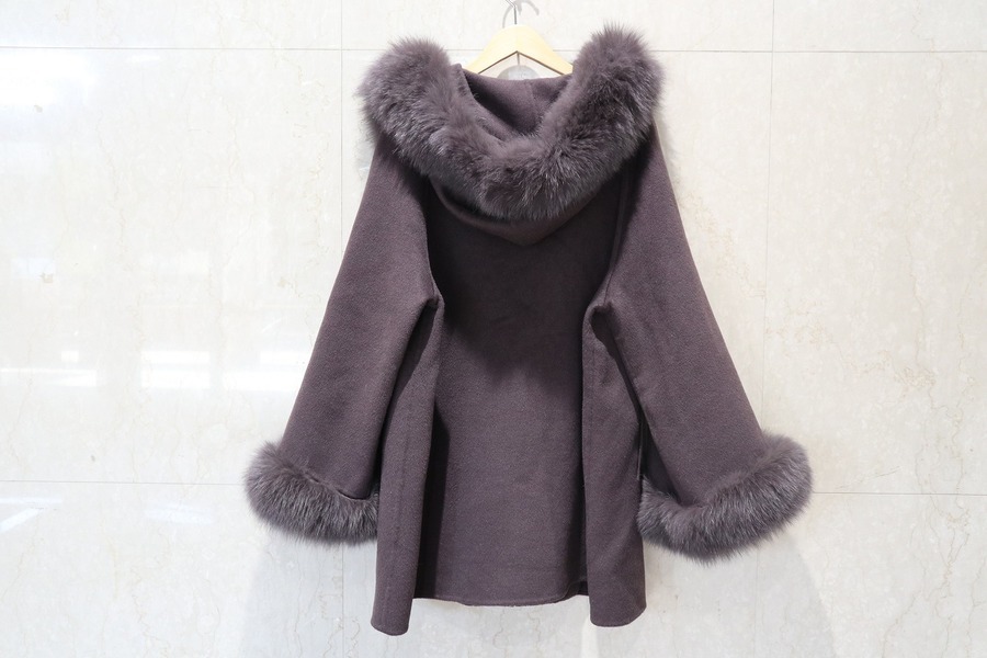 グレースコンチネンタル 高級 黒 ファーコート ポンチョ フォックス