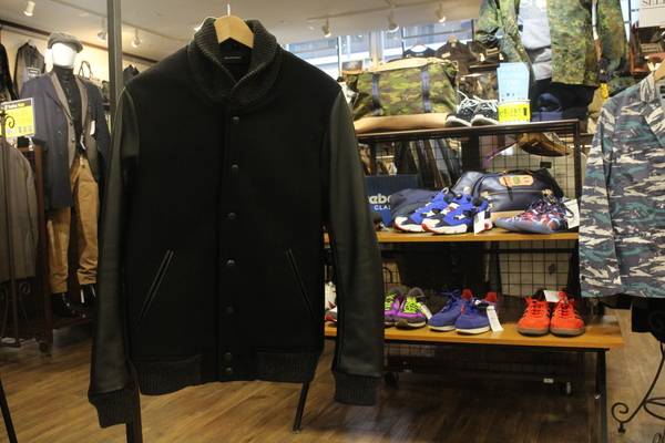 AMERICAN RAG CIE (アメリカン ラグ シー) レザー切替スタジャン入荷