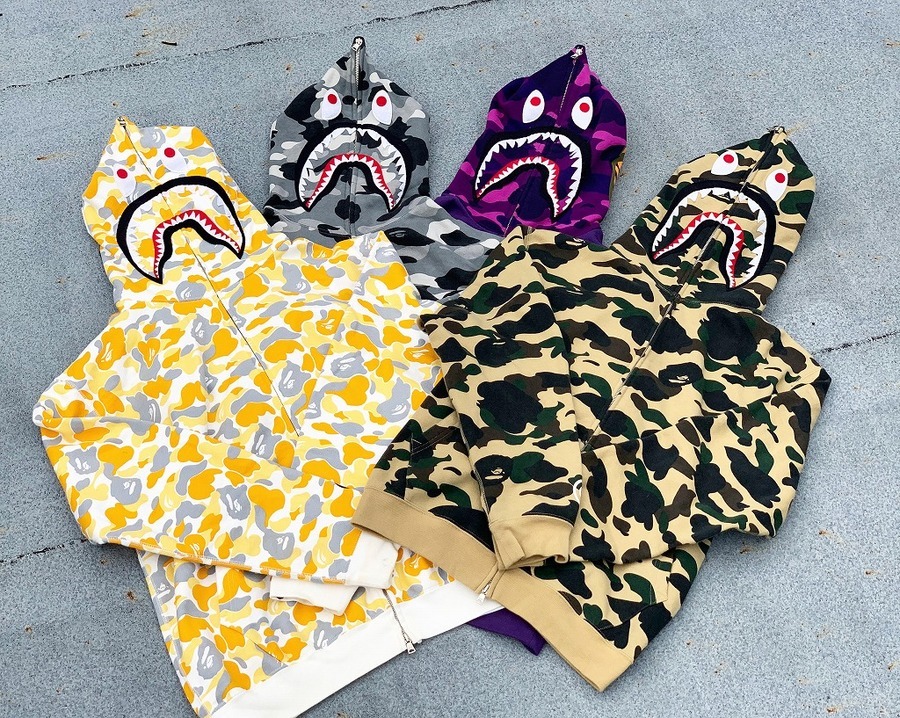 A BATHING APE】シャークパーカー”大漁”入荷！エイプお探しならアメ村