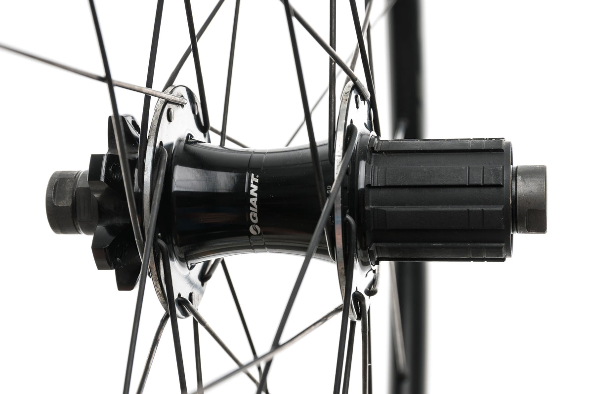 Giant PR2 Disc Tubeless 700c Wheelset - Weight, Price, Specs | The