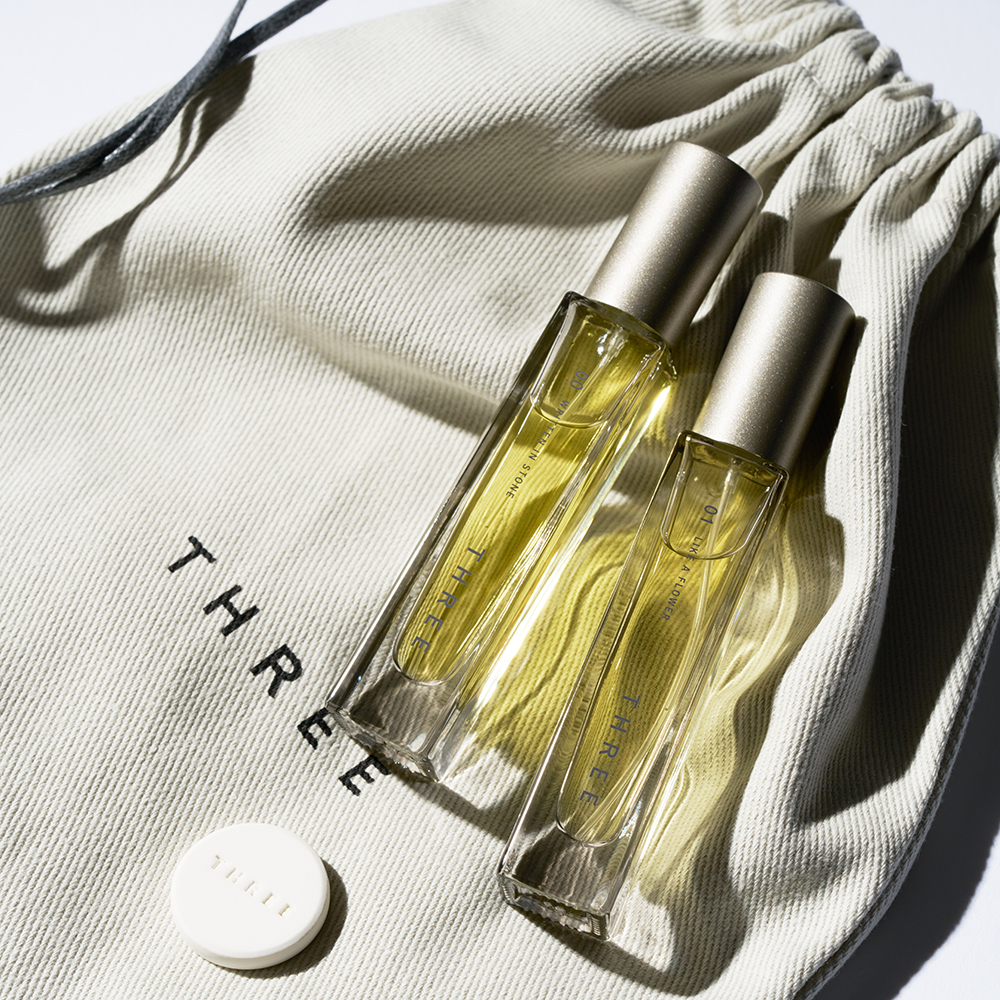 WEB限定〉エッセンシャルセンツ R ご購入特典: | THREE（スリー）公式