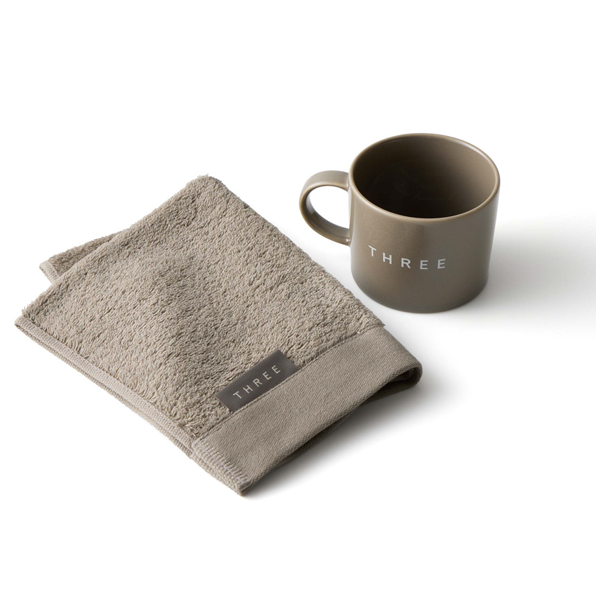 THREE マグ ＆ ハンドタオル セット | マグ | THREE（スリー）公式