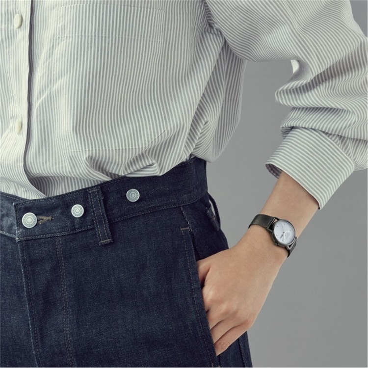 MARGARET HOWELL idea】新作「DAY&DATE SOLAR MESH」発売 | NEW ITEM