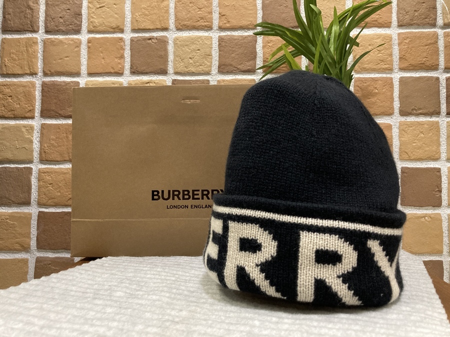 BURBERRY(バーバリー) カシミヤニット帽が新入荷いたしました！｜2022