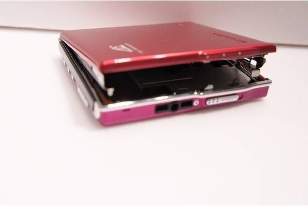 超激レア！SHARP 1BIT ポータブルMDプレーヤー(MD-DS70-R)買取入荷