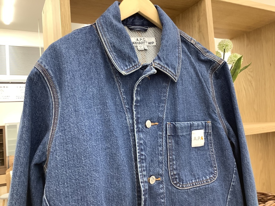 A.P.C×Carhartt WIP(アーペーセー×カーハート)VESTE TALKのご紹介です