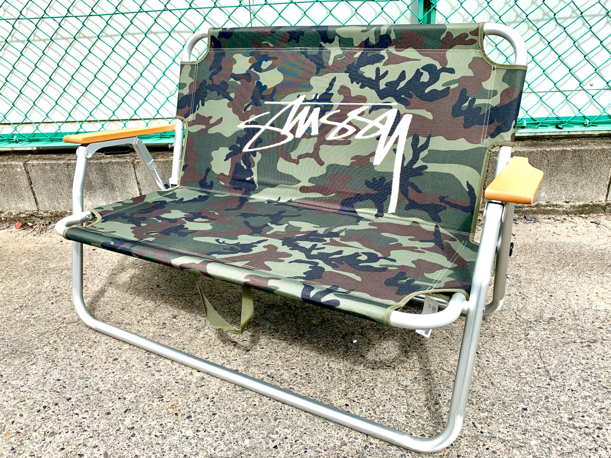 キャンプ用品買取強化中】 Coleman × stussy リラックス