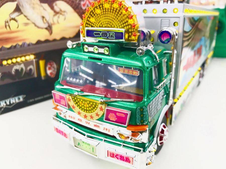 トラック野郎・度胸一番星 1/32ラジコンカー入荷しました！【牛久店