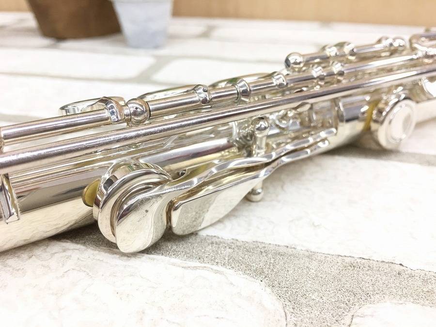 YAMAHAフルート ESTABLISHED 1887 銀製 16キー YAMAHA ESTABLISHED IN