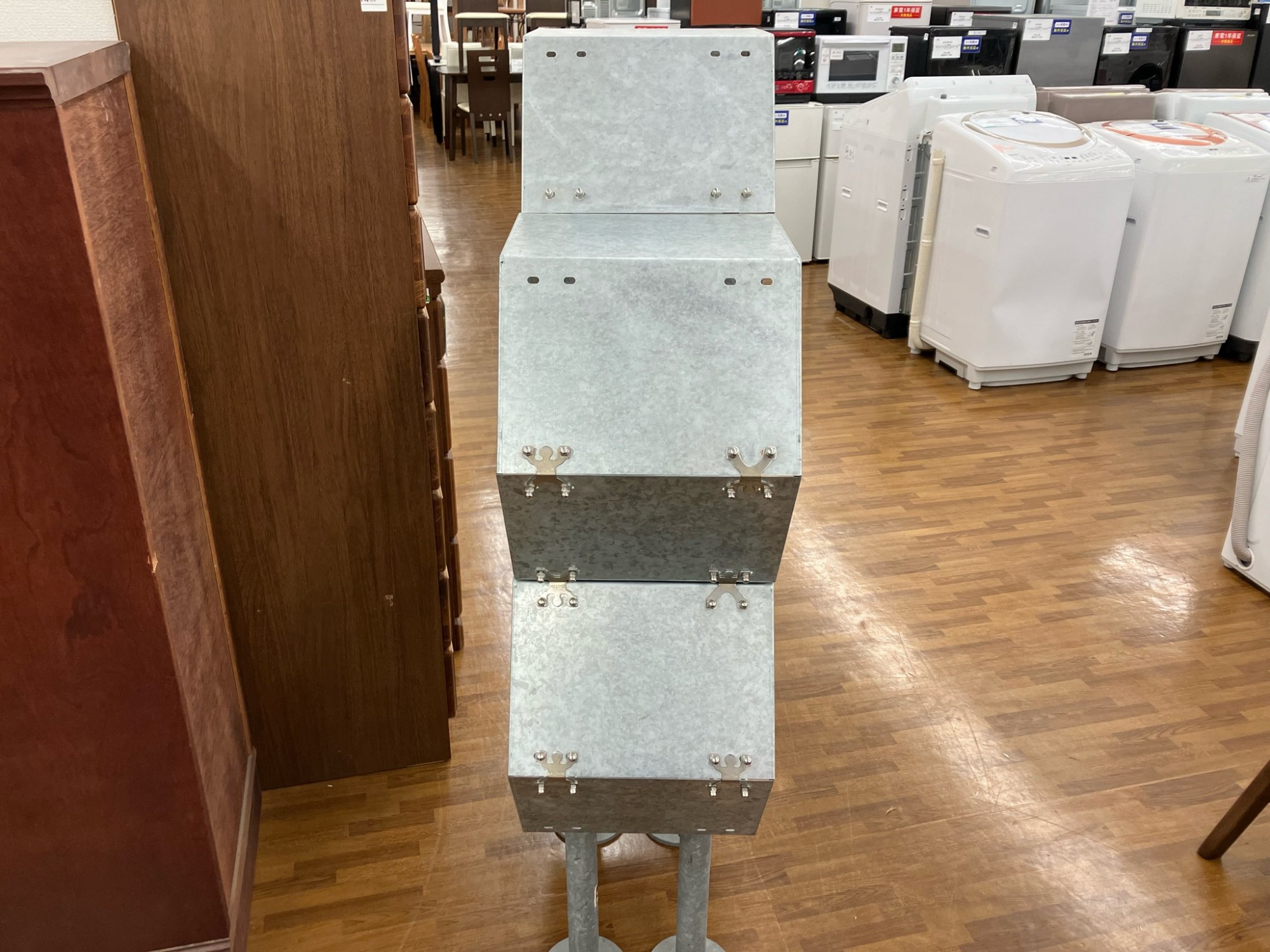 DULTON/ダルトン】廃盤品！メタルハニカムラックのご紹介です！【中古