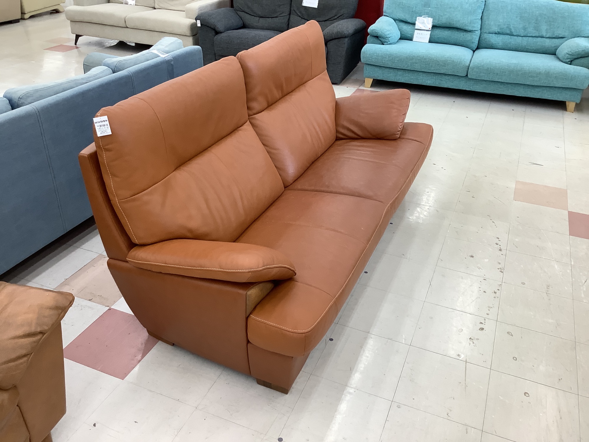 スマホで購入】karimoku (カリモク) 3人掛けソファー ブラウン