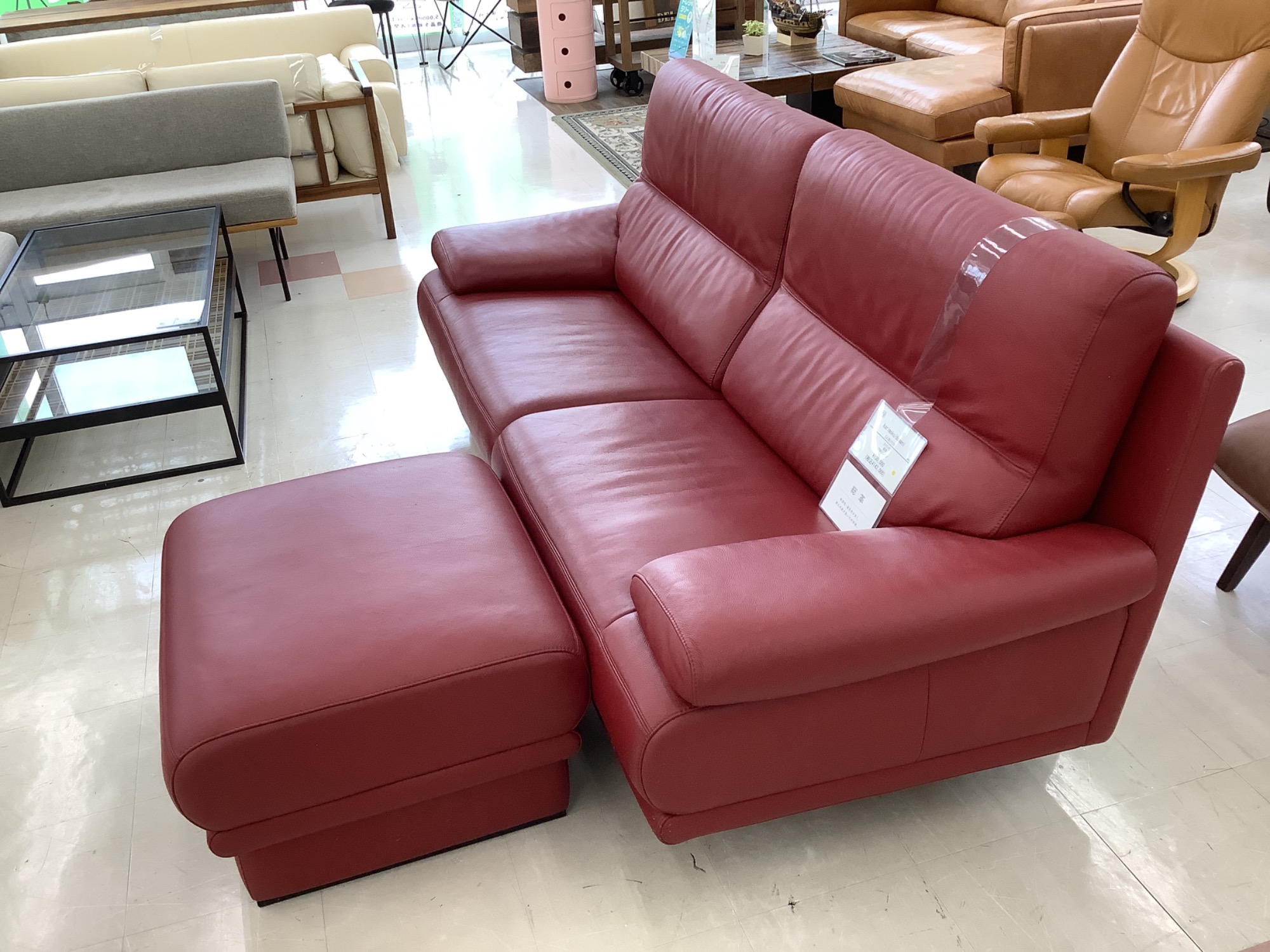 新入荷情報】karimoku(カリモク)domani(ドマーニ)シリーズの2人掛け