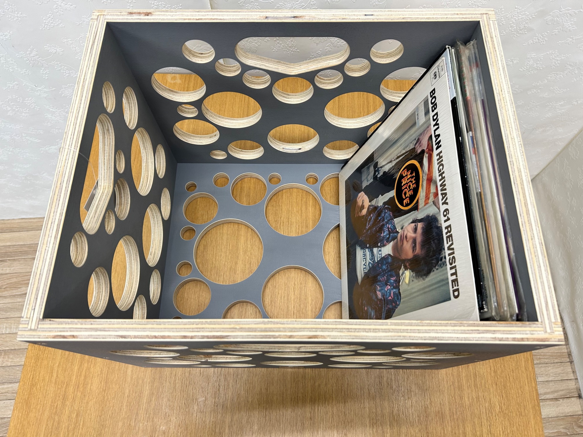 新入荷情報】アメリカの現代アーティストTom・Sachs(ﾄﾑ・ｻｯｸｽ)の