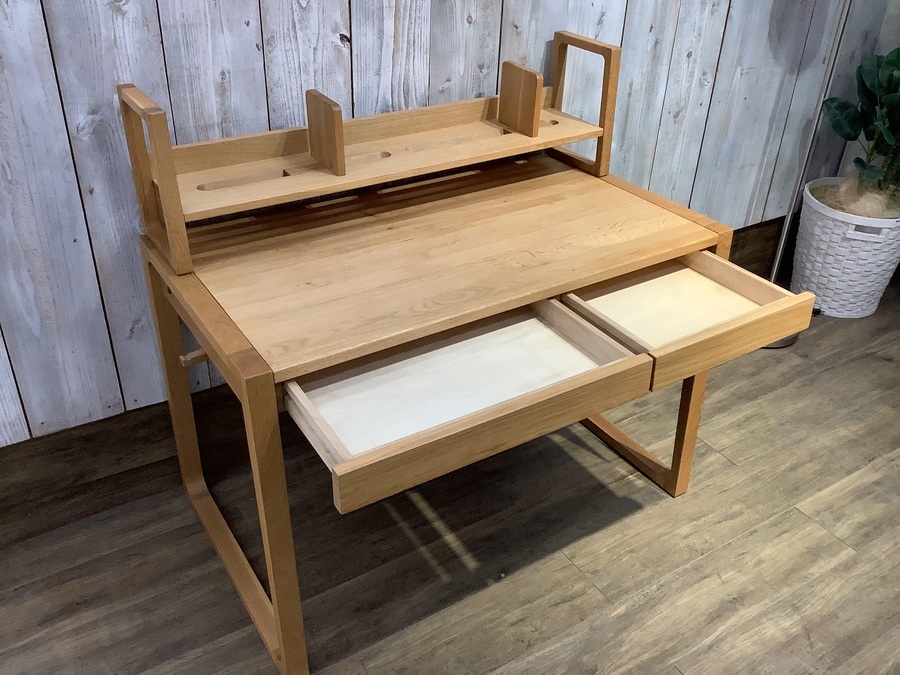 ACTUS（アクタス）】子供から大人まで一生使える学習机（FOPPISH）が