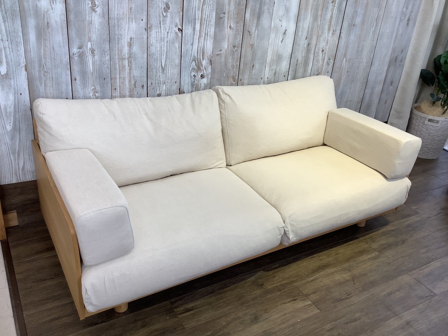 無印良品】板と脚でできた木製ソファフレーム（2.5シーター）が入荷