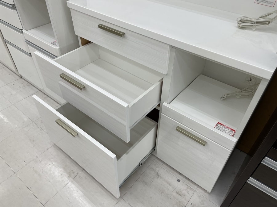 新入荷！ ニトリの現行モデルのキッチンボード ソレル100KBのご紹介