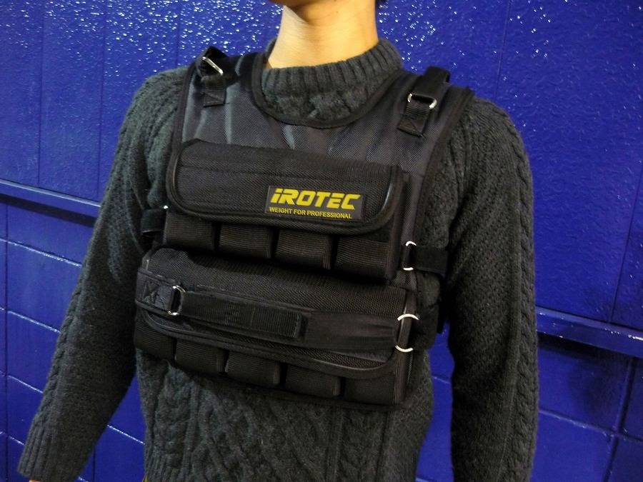 自宅で本格筋トレ！！IROTEC(アイロテック)のブロックウェイトベスト