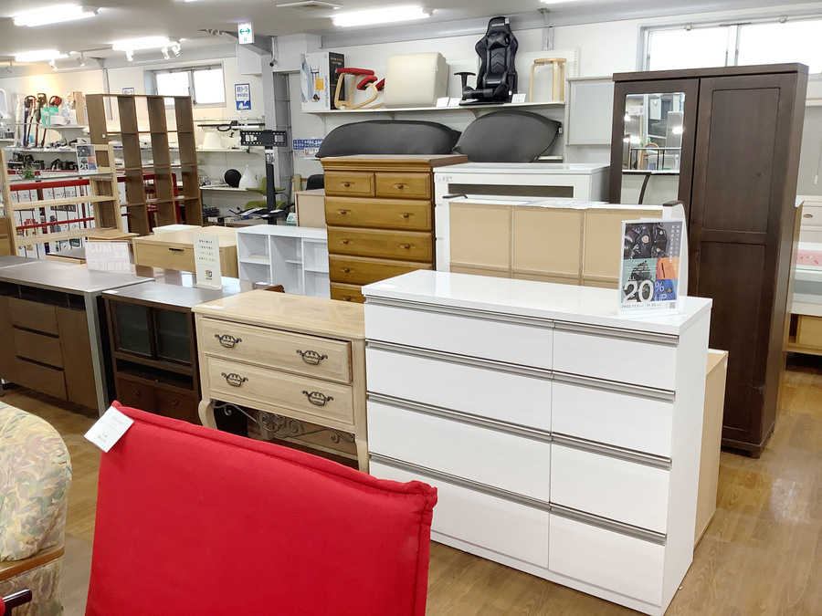 家具買取り強化中です！！LAURA ASHLEY(ローラ アシュレイ) ダイニング